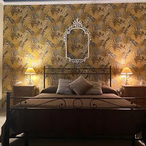 La Dimora Di Vesta Bed & Breakfast