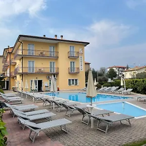 residence-beatrix.hotelinveneto.com/
